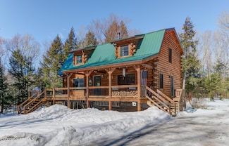 1974 Potter Rd, Amsterdam, NY 12010