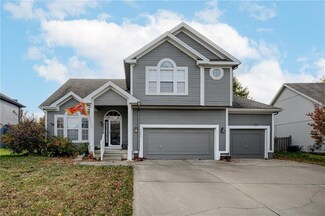5603 NW 88th St, Kansas City, MO 64154