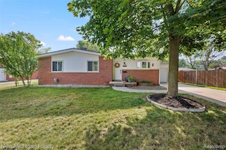 20138 Weyher St, Livonia, MI 48152