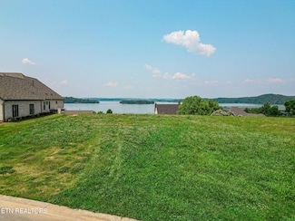 15848 Lighthouse Pointe Dr, Lenoir City, TN 37772