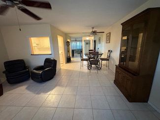 348 Windsor O, West Palm Beach, FL 33417