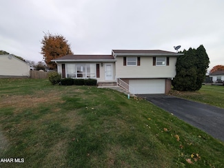 114 Pinecone Ct, Salix, PA 15952