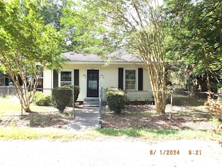 237 W 3rd St, Kershaw, SC 29067