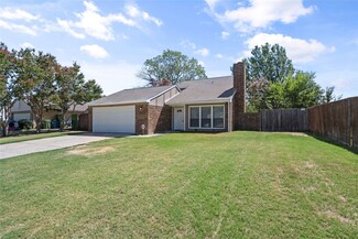 2407 Forestmeadow Dr, Lewisville, TX 75067