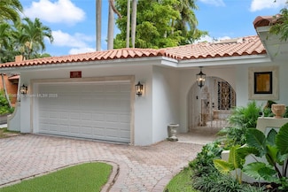 1320 Alhambra Cir, Coral Gables, FL 33134