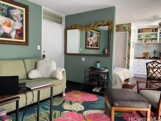 2649 Varsity Place Unit 212, Honolulu, HI 96826