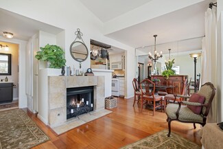1240 Franciscan Ct Unit 8, Carpinteria, CA 93013