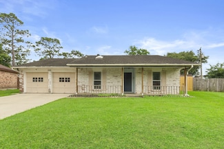 5321 Tanglebriar Dr, Dickinson, TX 77539