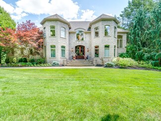 55 Ambassador Dr, Rochester, NY 14610