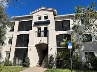 3021 Alcazar Place Unit 204, Palm Beach Gardens, FL 33410