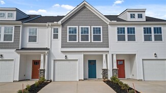 102 Marston Ln, Greenville, SC 29611