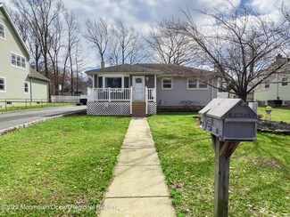 49 Bennet St, Fords, NJ 08863