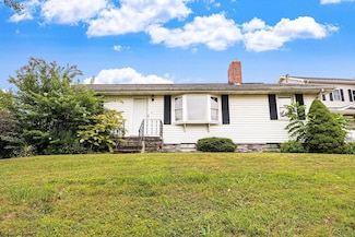 212 Josephine Dr, Morgantown, WV 26508