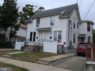 113 S 4th St, Vineland, NJ 08360