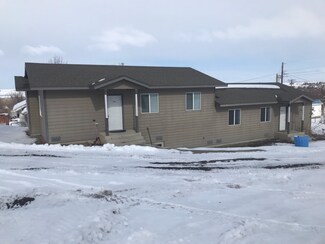 138 10th Ave N, Shelby, MT 59474
