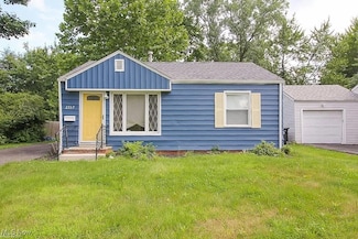2337 Greenvale Rd, Cleveland, OH 44121