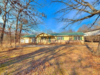 106569 Kermit Rd, McLoud, OK 74851