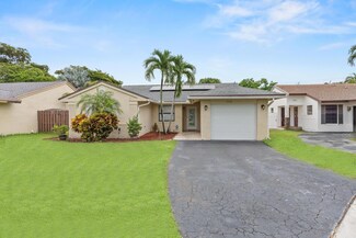 510 Green River Ln, Davie, FL 33325