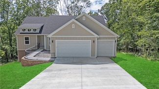 13 Hudson Ln, Bella Vista, AR 72715