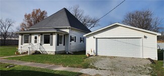 408 W Lincoln Dr, Greenup, IL 62428