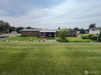 537 Sprague St, Wilson Creek, WA 98860