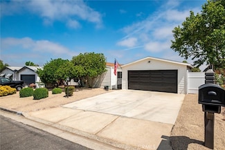 24836 Split Rail Rd, Wildomar, CA 92595