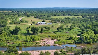 19811 Ranch Road 152, Llano, TX 78643
