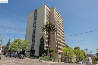 320 Lee St Unit 201, Oakland, CA 94610