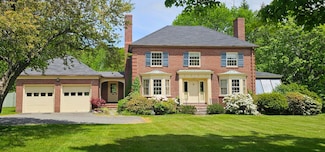 91 Mayflower Hill Dr, Waterville, ME 04901