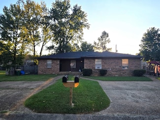610 Newcastle Dr, Sherwood, AR 72120
