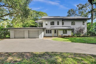 11625 Griffing Blvd, Biscayne Park, FL 33161