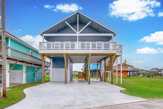 970 Seadrift Dr, Bolivar Peninsula, TX 77650