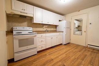 234 Low St Unit 3, Newburyport, MA 01950