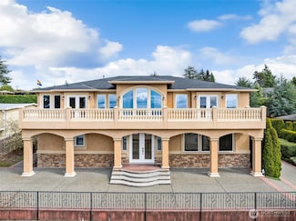 7613 N 10th St, Tacoma, WA 98406