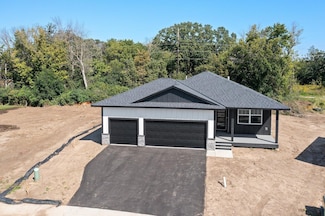 7625 Pleasant View Dr, Saint Paul, MN 55112