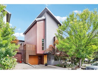 1671 SE Lambert St, Portland, OR 97202