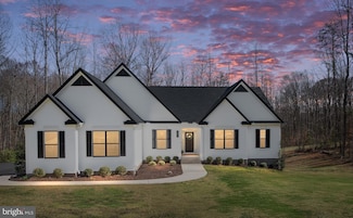 590 Homestead Ln, Fredericksburg, VA 22406