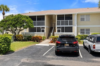 1565 SE Royal Green Cir Unit 208, Port Saint Lucie, FL 34952