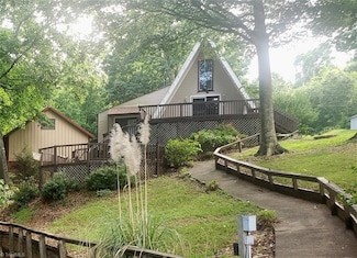 396 Hillview Dr, Lexington, NC 27292