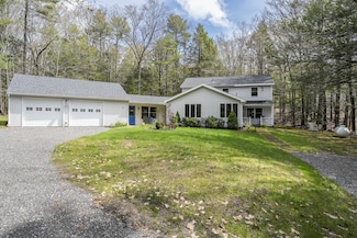 121 Log Cabin Rd, Kennebunkport, ME 04046
