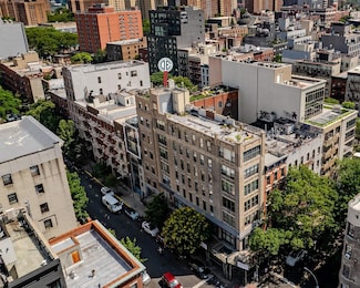 209 E 2nd St Unit 7, New York, NY 10009