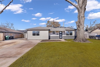 6014 W 43rd St, Houston, TX 77092