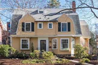 48 Salisbury Rd, Brookline, MA 02445