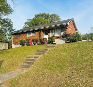 153 Ashwood Place, Danville, VA 24541