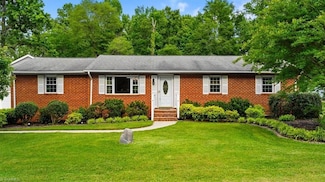 103 Sprucetree Dr, Mc Leansville, NC 27301