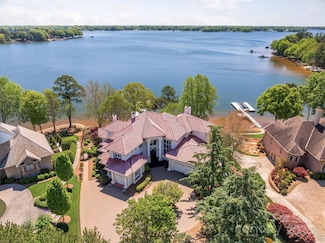 102 Eastham Ct, Mooresville, NC 28117