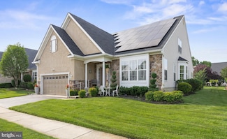 51 Hibiscus Dr, Marlton, NJ 08053