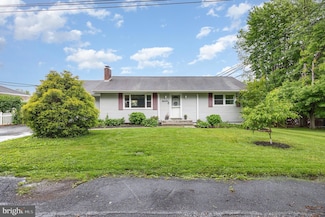 11 Salt Rd, Enola, PA 17025
