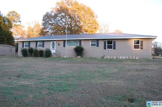 831 Wana Ave, Weaver, AL 36277