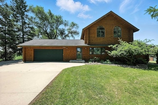 W1983 Hall Rd, Columbus, WI 53925